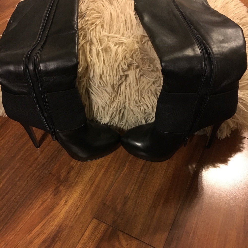 Boots - Picture 2 of 6